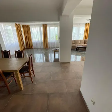 Apartment 2 *
